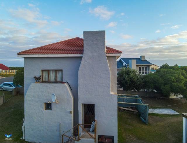 5 BEDROOM FREESTANDING SOLD IN DE KELDERS